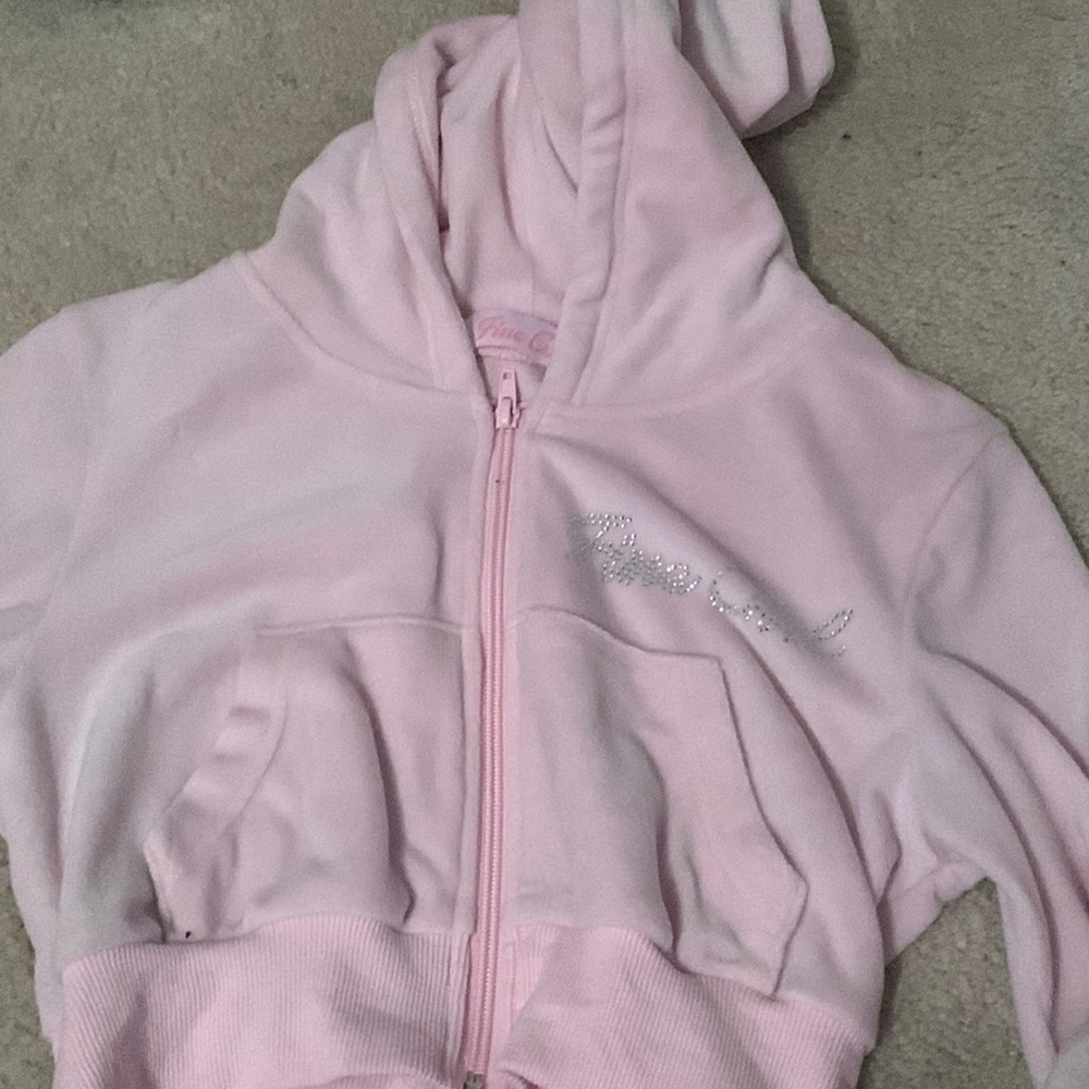 Fine girl official tracksuit (small)